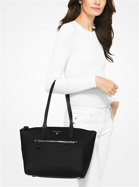 kelsey medium nylon tote bag.